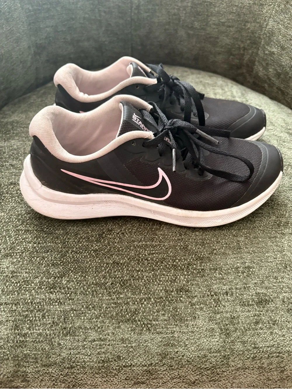 Nike Black and Light Pink Girls' Sneaker